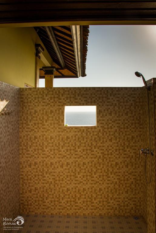 Beten Waru Bungalow And Restaurant Amed  Exterior photo